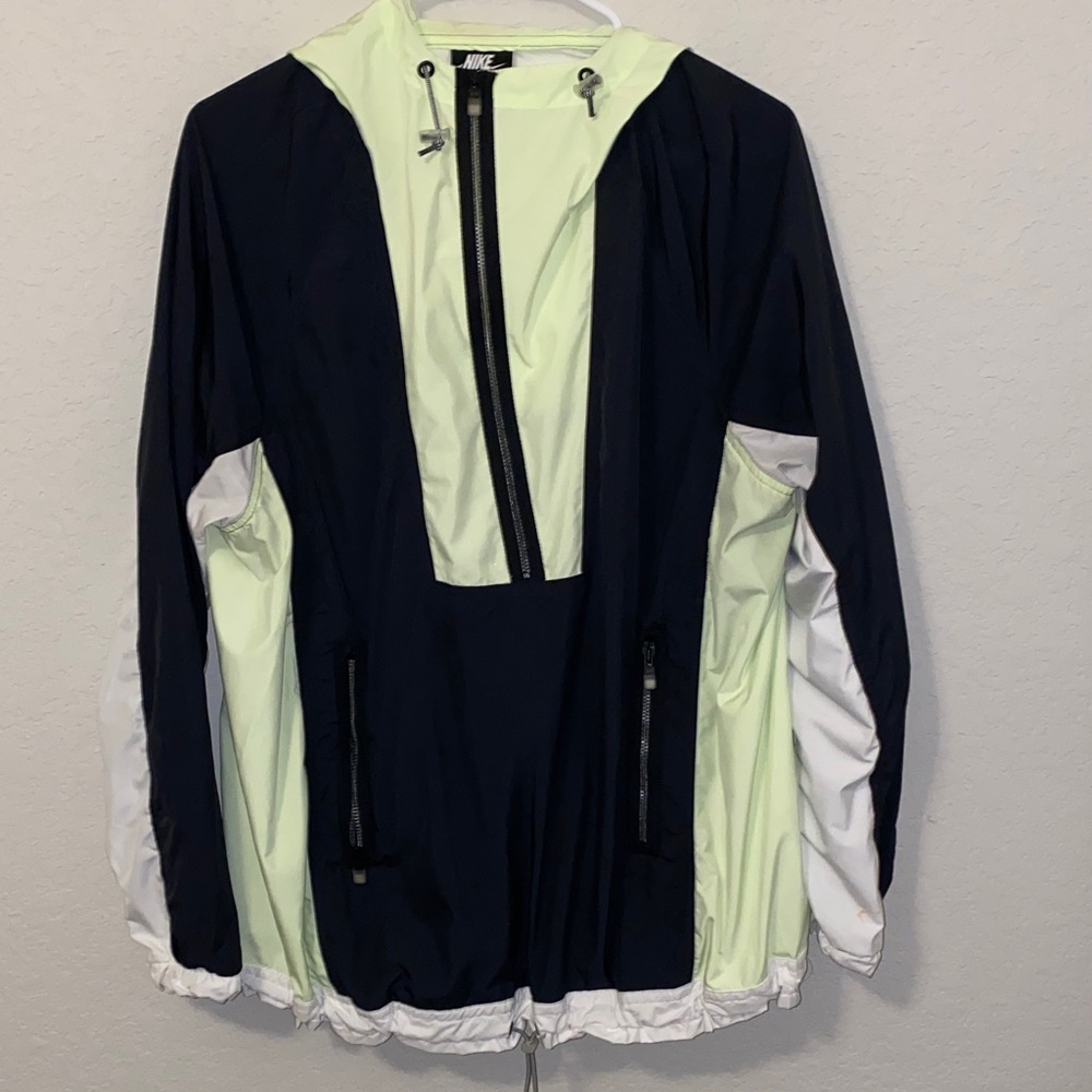 Nike Women's black and Light Green athletic wear